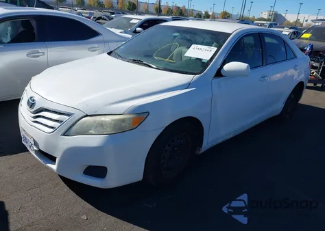 2010 Toyota Camry Le from USA, damaged, VIN 4T1BF3EK9AU529343